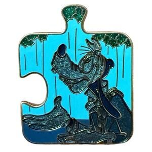 LE Goofy Ghost Christmas Carol Character Connection Puzzle Mystery Disney Pin